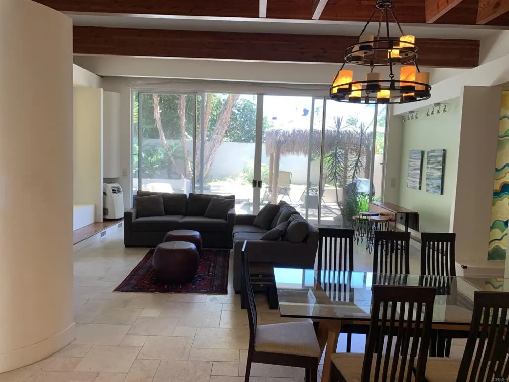 605 Bonair place La Jolla, CA 92037