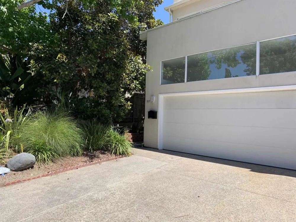 605 Bonair place La Jolla, CA 92037