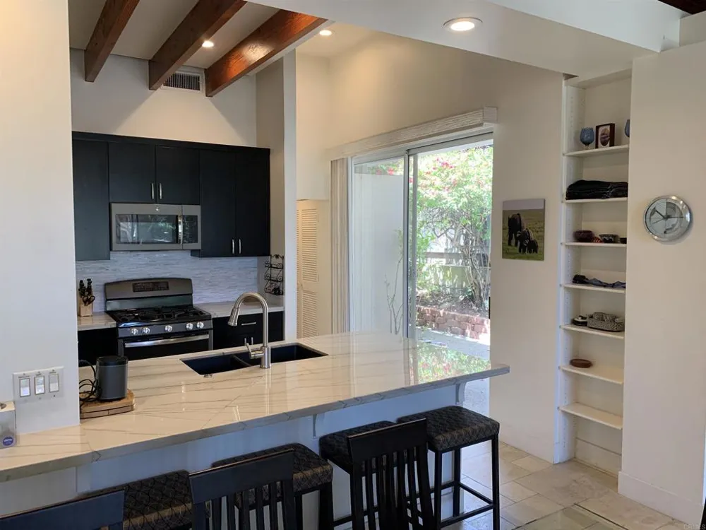 605 Bonair place La Jolla, CA 92037