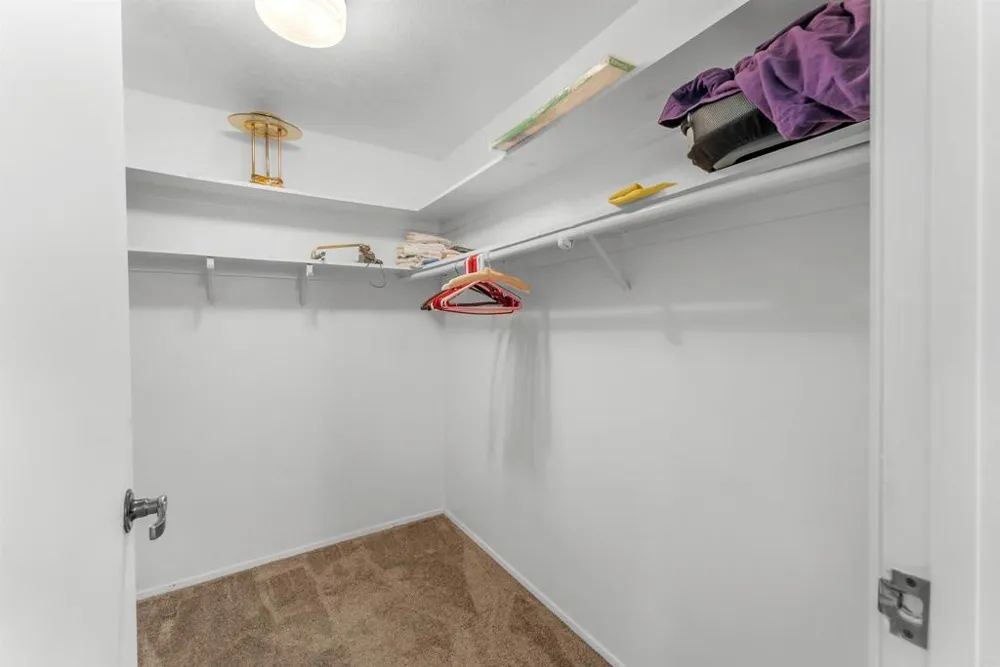15321 Via Molinero Poway, CA 92064