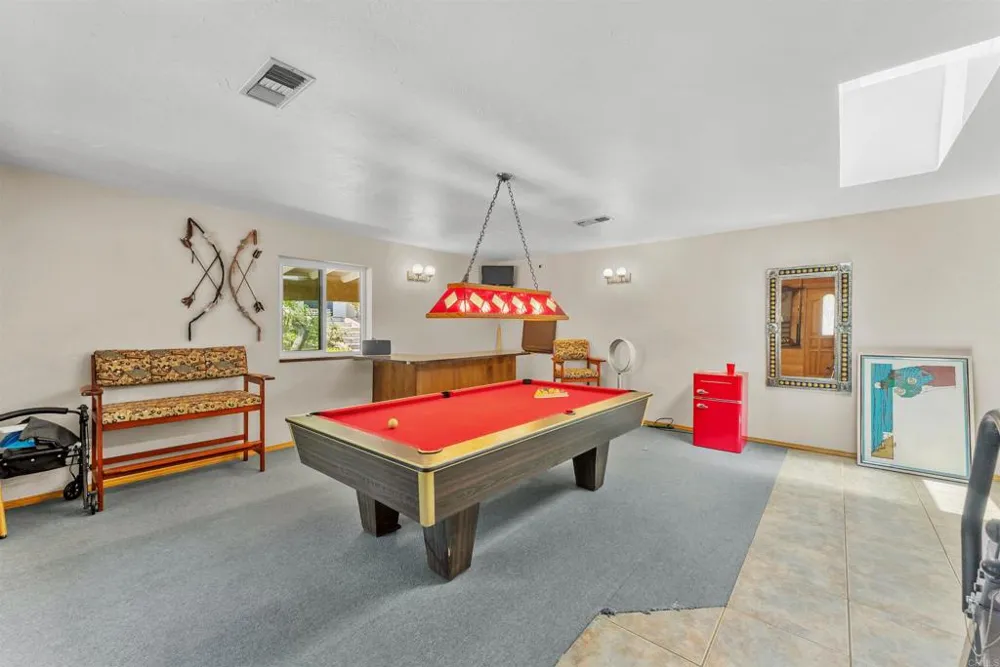 15321 Via Molinero Poway, CA 92064
