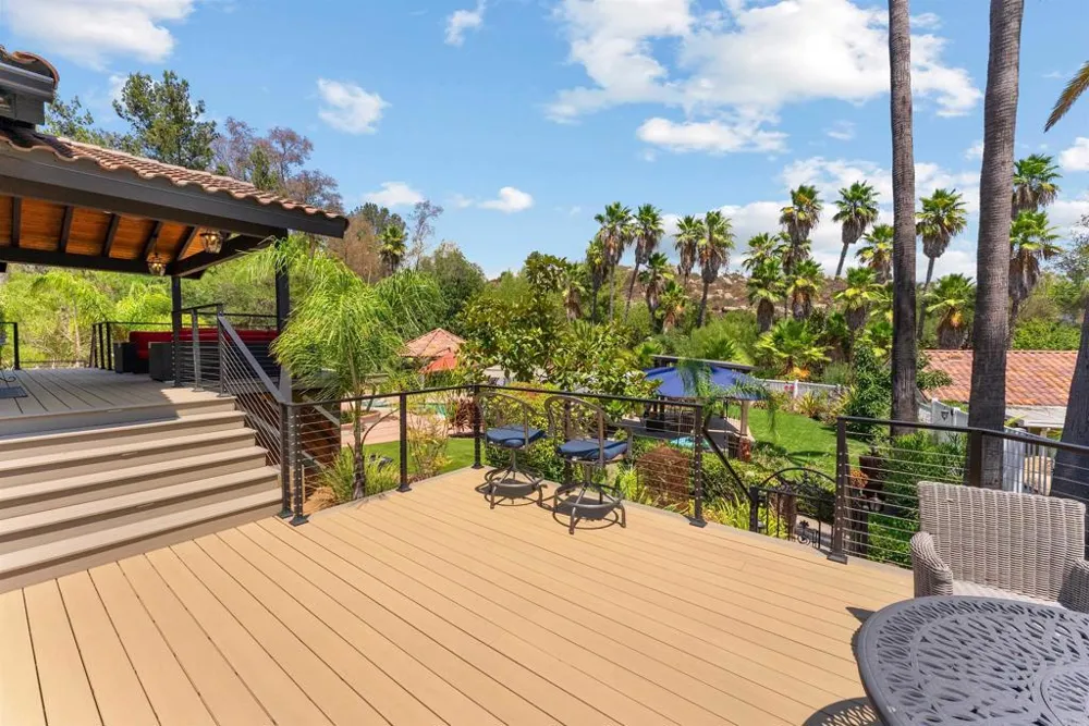 15321 Via Molinero Poway, CA 92064