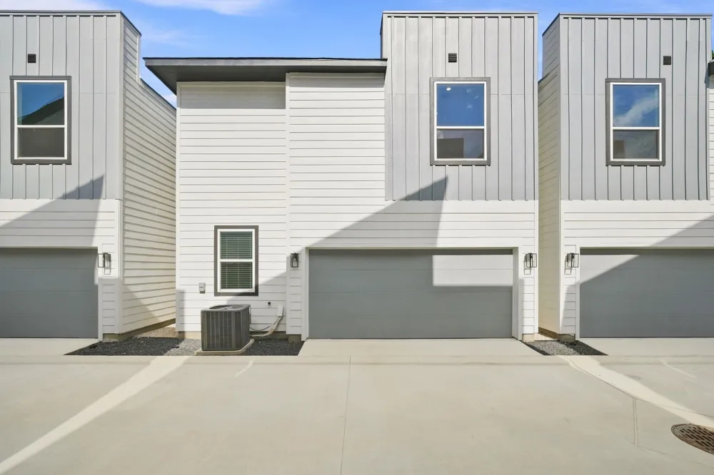 6065 Cebra Street Houston, TX 77091