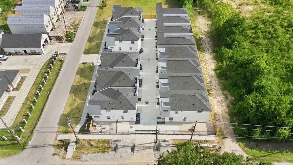 6065 Cebra Street Houston, TX 77091