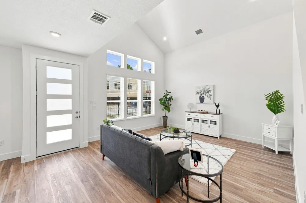 6065 Cebra Street Houston, TX 77091