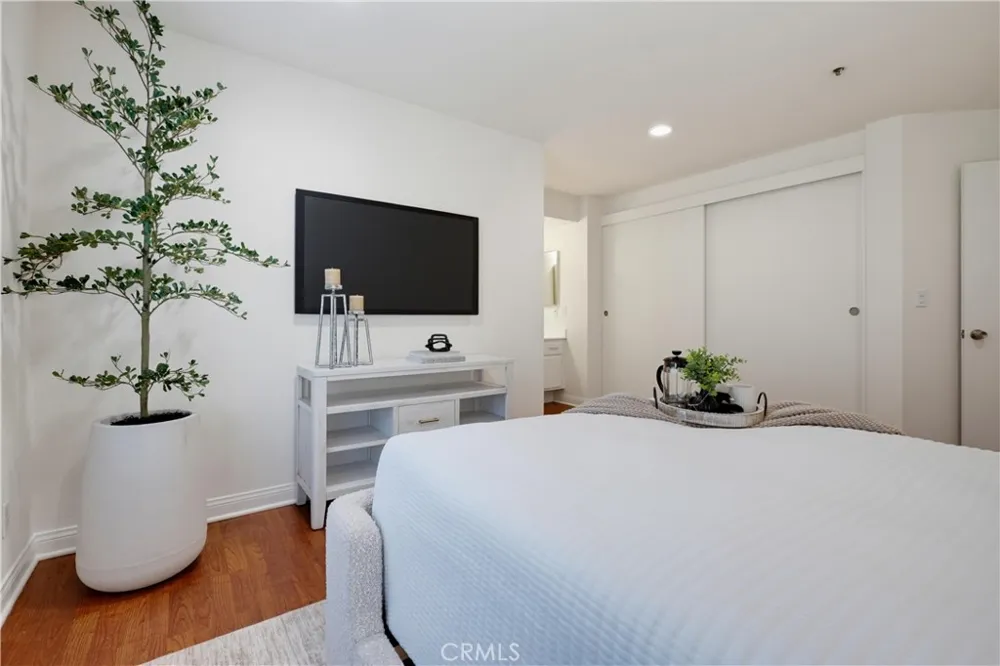 12555 Euclid Street #111 Garden Grove, CA 92840