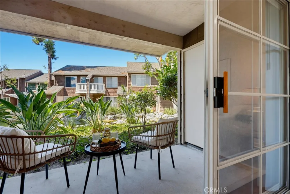 12555 Euclid Street #111 Garden Grove, CA 92840