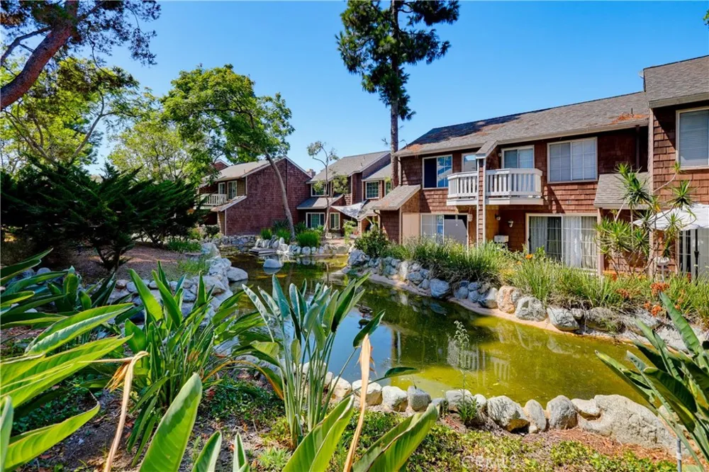 12555 Euclid Street #111 Garden Grove, CA 92840