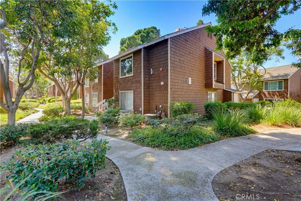 12555 Euclid Street #111 Garden Grove, CA 92840