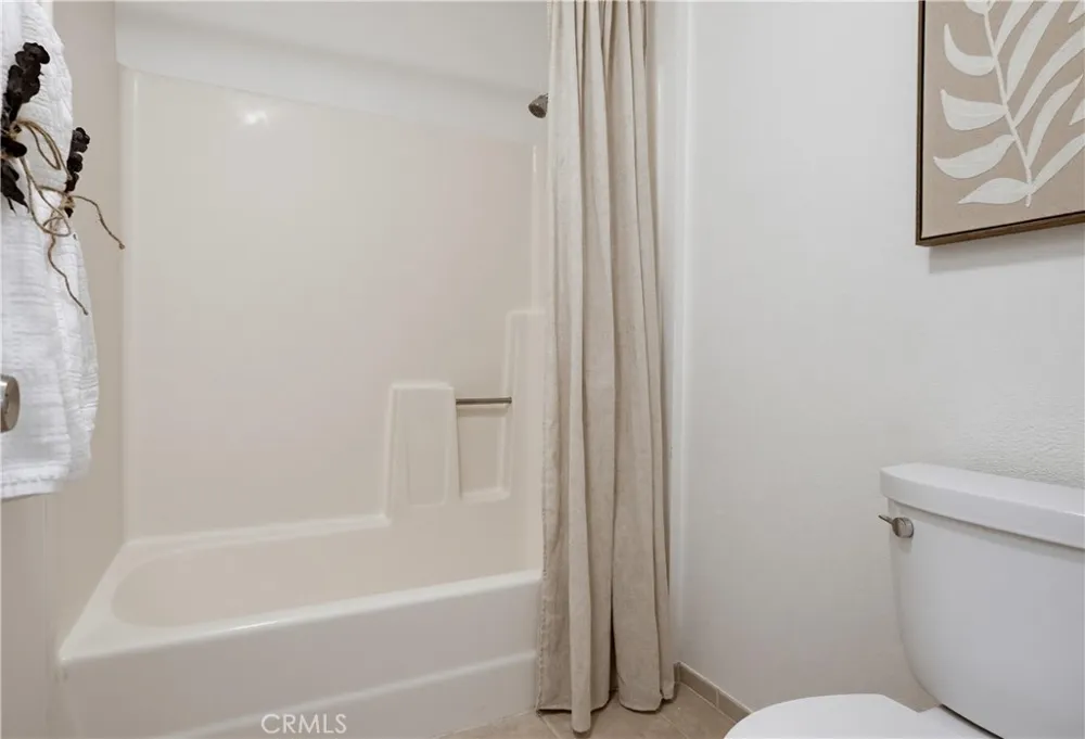 12555 Euclid Street #111 Garden Grove, CA 92840