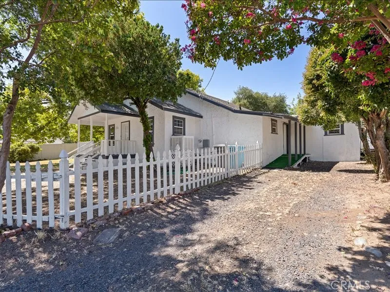 1220 Long Bar Road Oroville, CA 95966