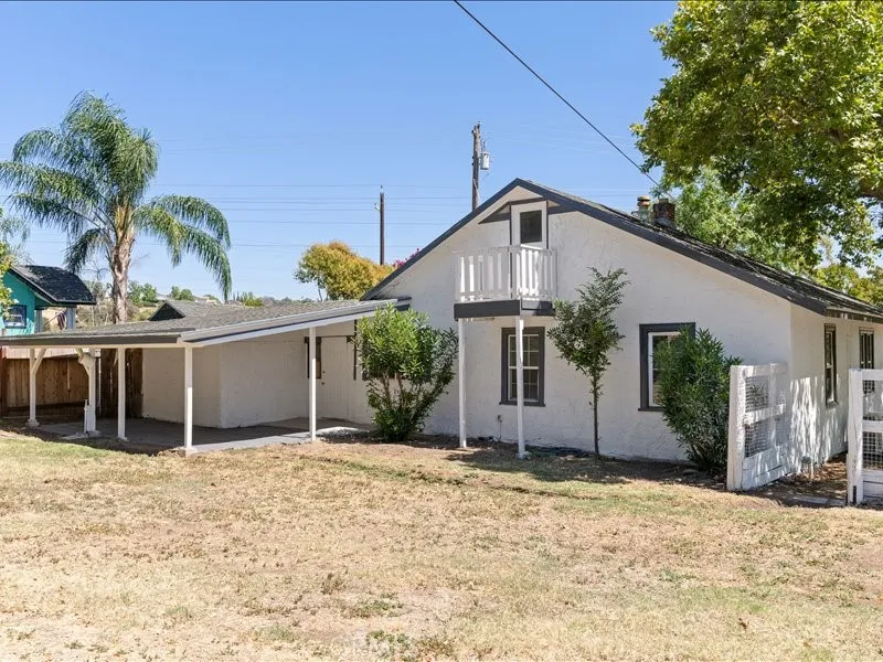 1220 Long Bar Road Oroville, CA 95966