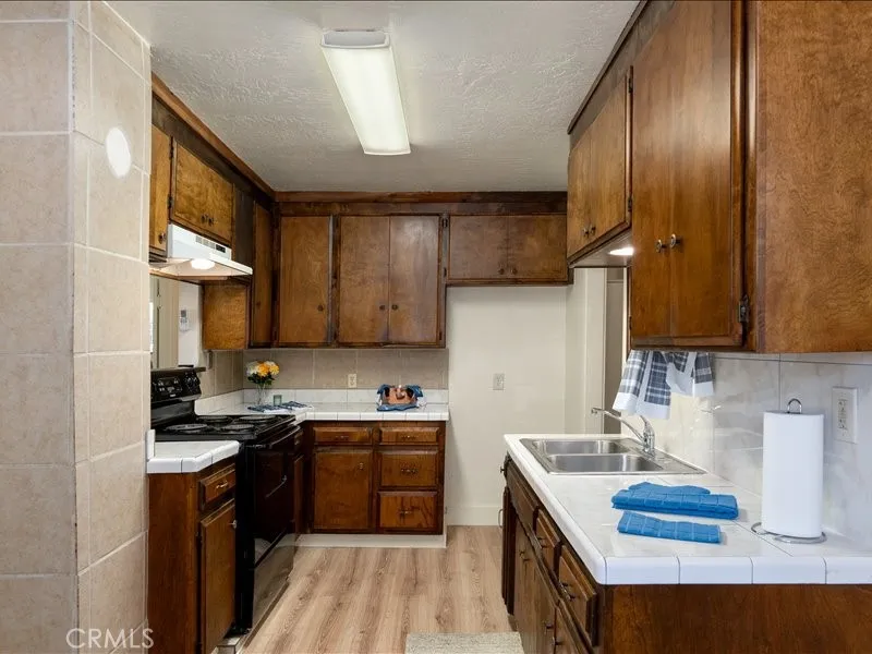 1220 Long Bar Road Oroville, CA 95966