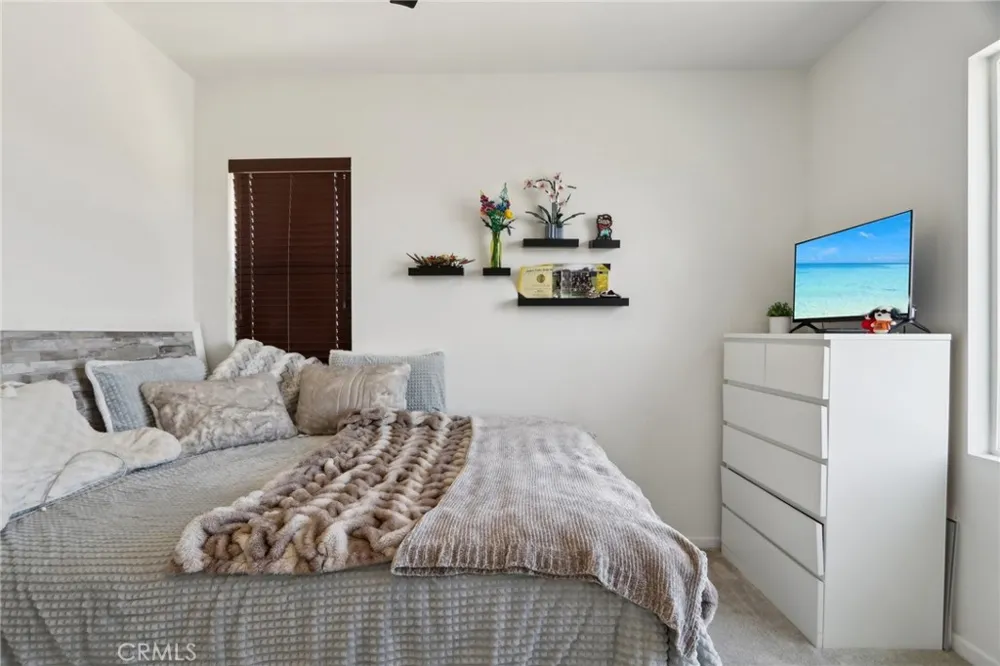 25220 Golden Maple Drive Canyon Country, CA 91387