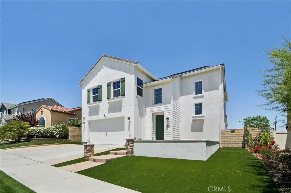 25220 Golden Maple Drive Canyon Country, CA 91387