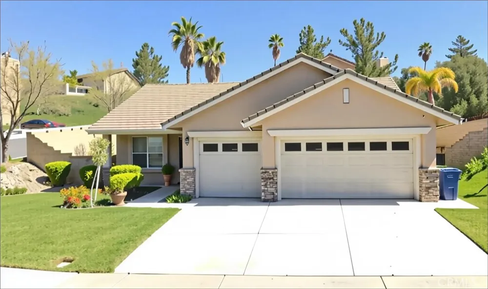 14239 Everglades Court Canyon Country, CA 91387