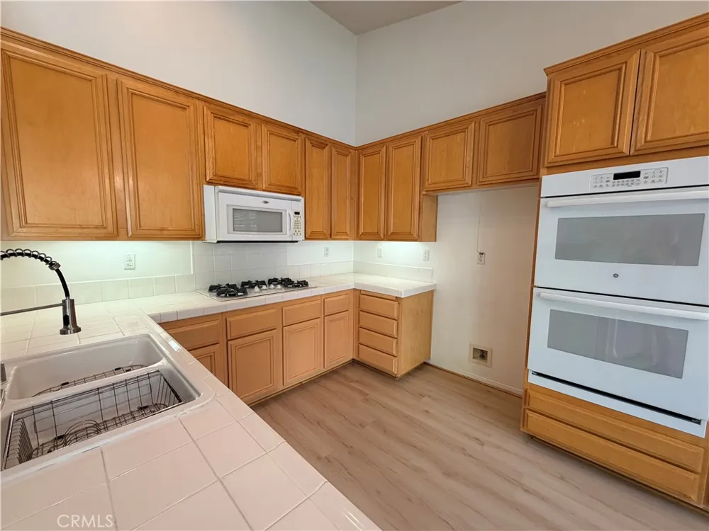 14239 Everglades Court Canyon Country, CA 91387