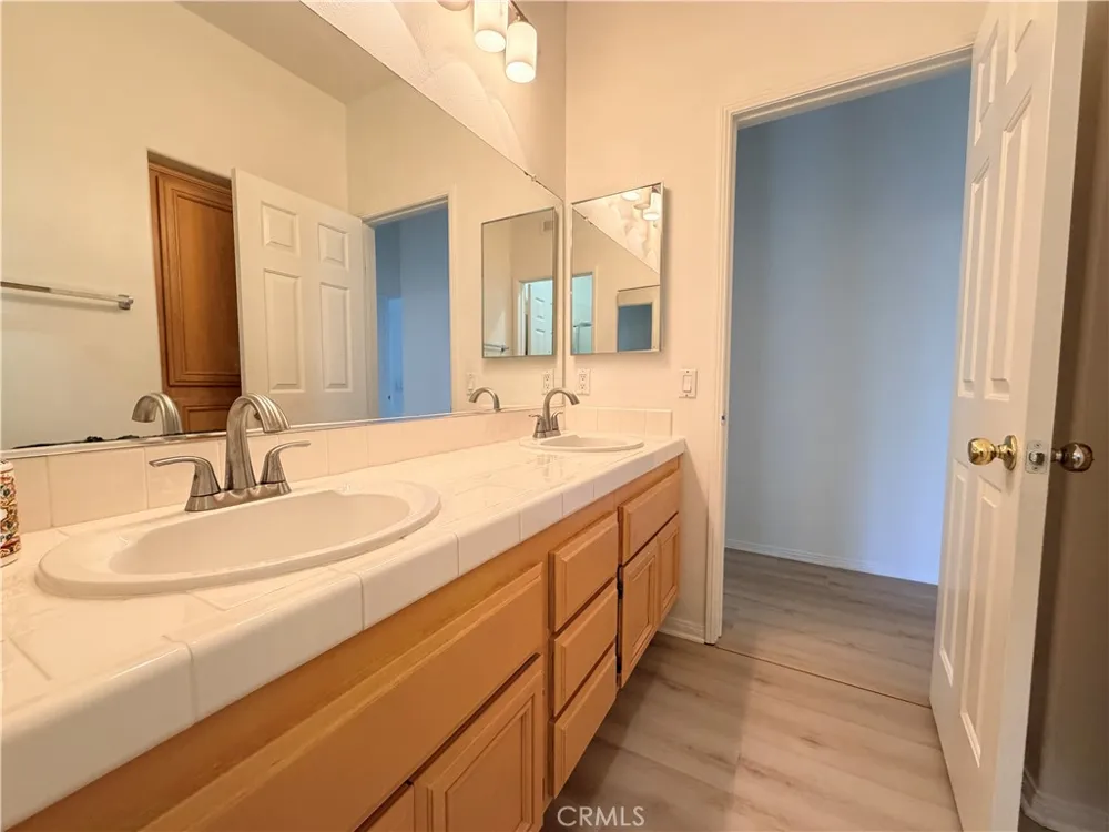 14239 Everglades Court Canyon Country, CA 91387