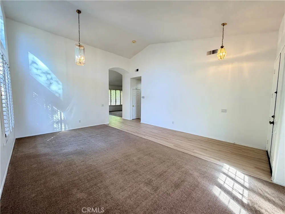14239 Everglades Court Canyon Country, CA 91387