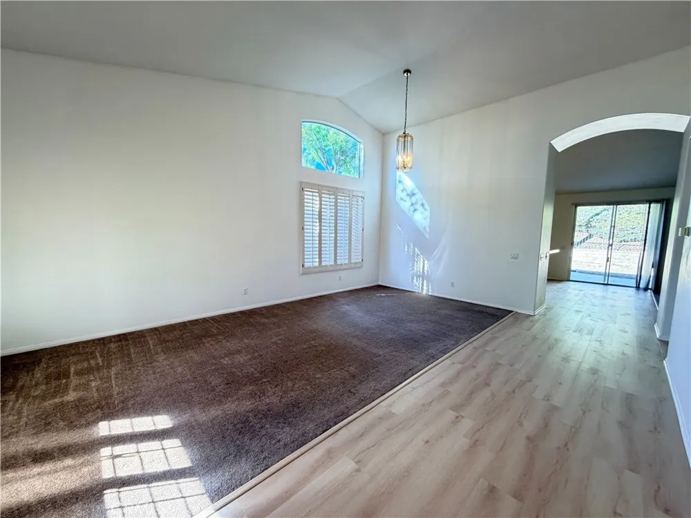 14239 Everglades Court Canyon Country, CA 91387