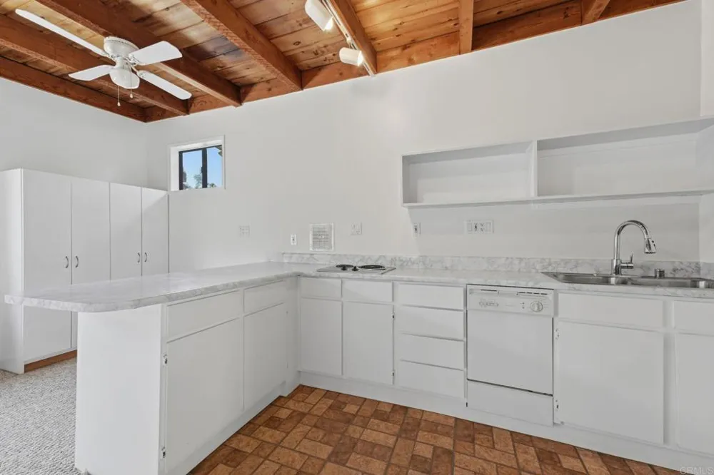 446 15th Street Del Mar, CA 92014
