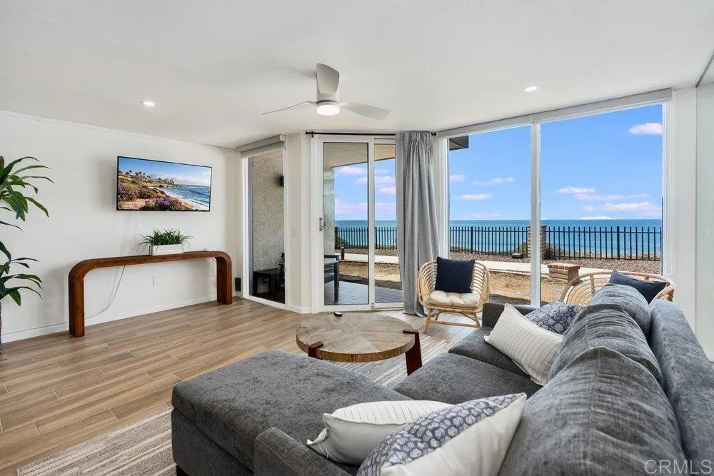 190 Del Mar Shores #7 Solana Beach, CA 92075
