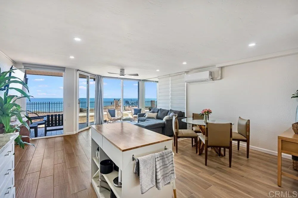 190 Del Mar Shores #7 Solana Beach, CA 92075