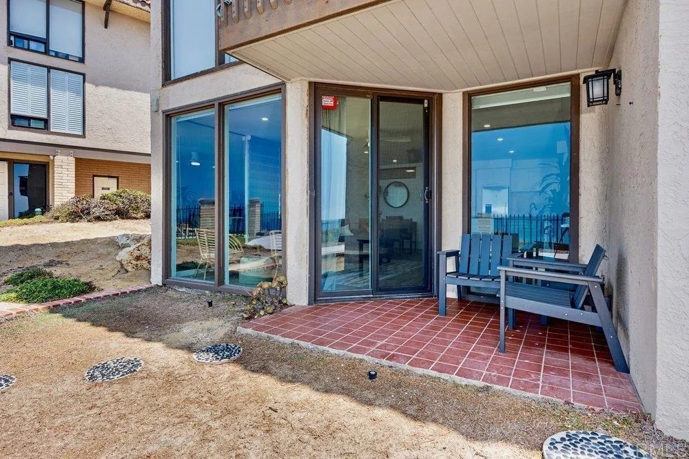 190 Del Mar Shores #7 Solana Beach, CA 92075