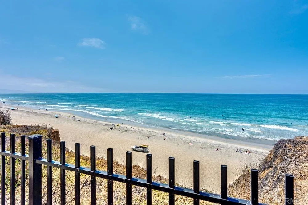190 Del Mar Shores #7 Solana Beach, CA 92075
