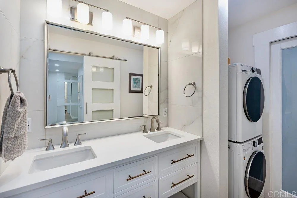 190 Del Mar Shores #7 Solana Beach, CA 92075