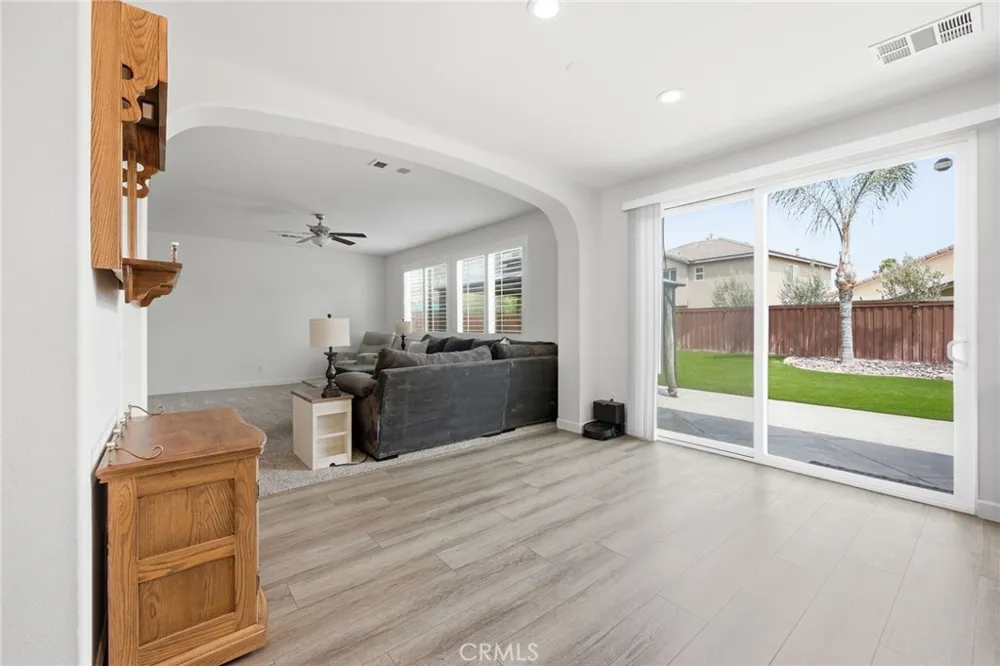 29180 Springshores Menifee, CA 92585