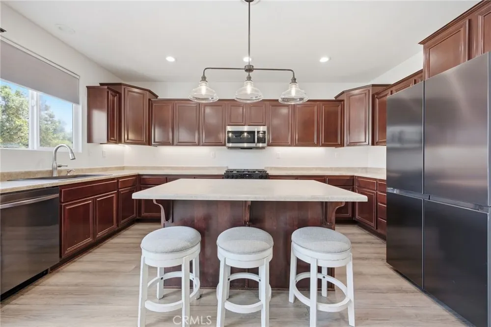 29180 Springshores Menifee, CA 92585