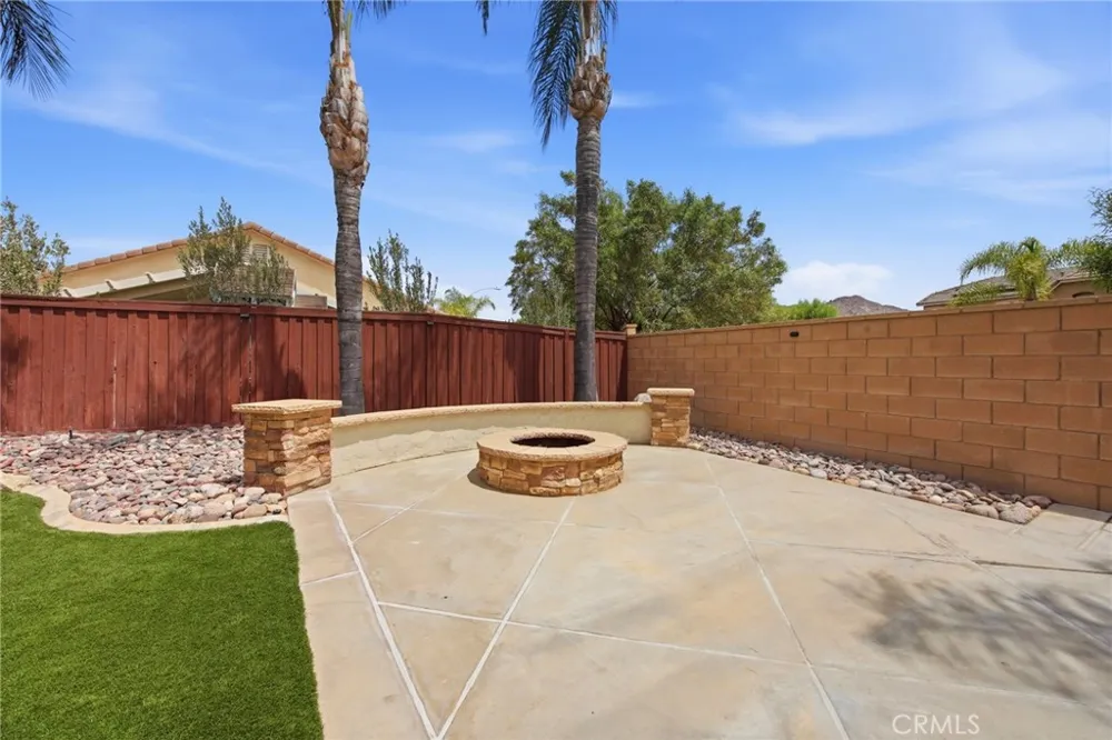 29180 Springshores Menifee, CA 92585