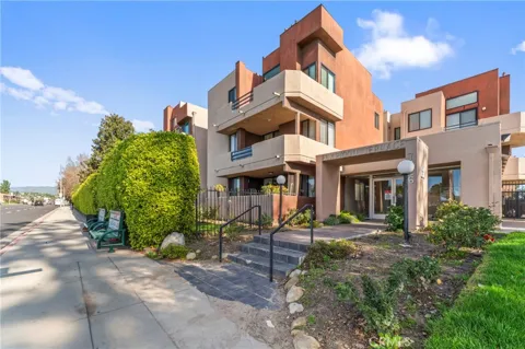 7826 Topanga Canyon Blvd #308