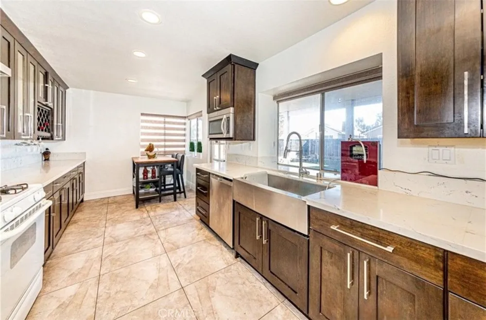11067 Malone Rancho Cucamonga, CA 91701