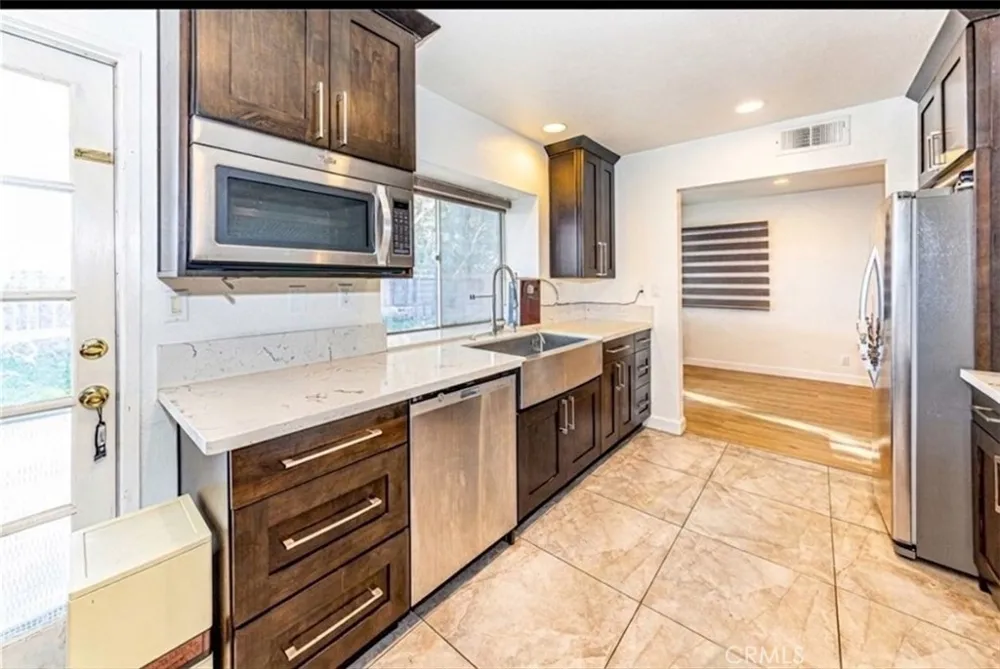 11067 Malone Rancho Cucamonga, CA 91701