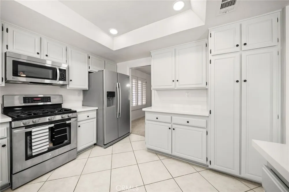 731 Langer Placentia, CA 92870