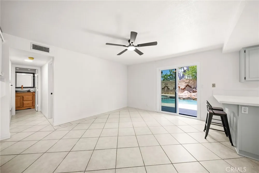 731 Langer Placentia, CA 92870