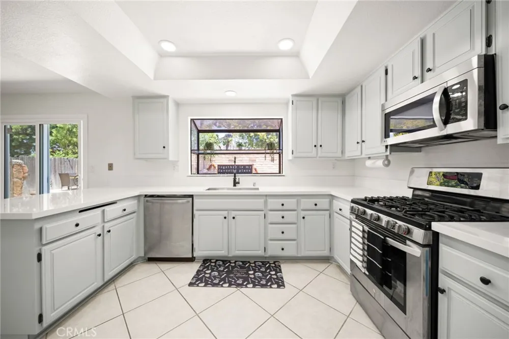 731 Langer Placentia, CA 92870