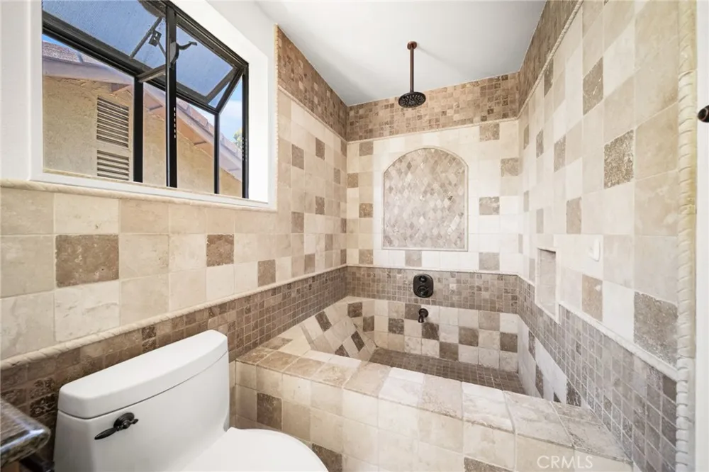 731 Langer Placentia, CA 92870