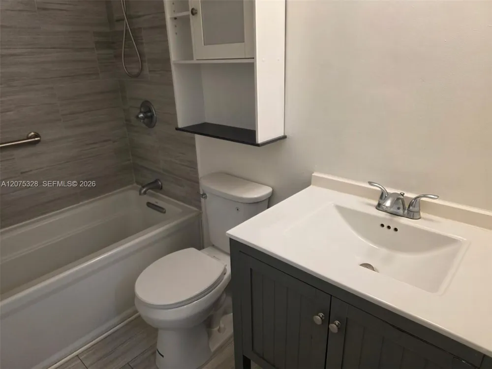 3361 NW 85th Ave #305 Coral Springs, FL 33065