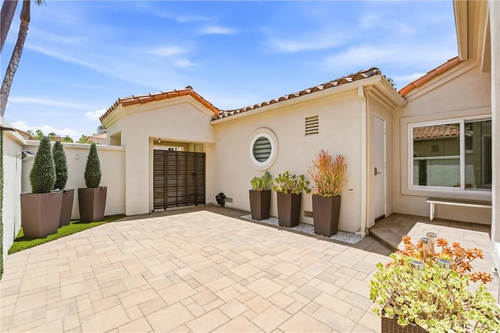 15 Mercato Laguna Niguel, CA 92677