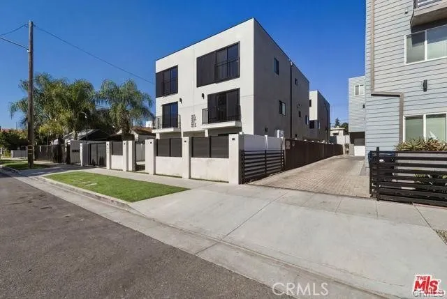 14165 Erwin Street #A Valley Glen, CA 91401