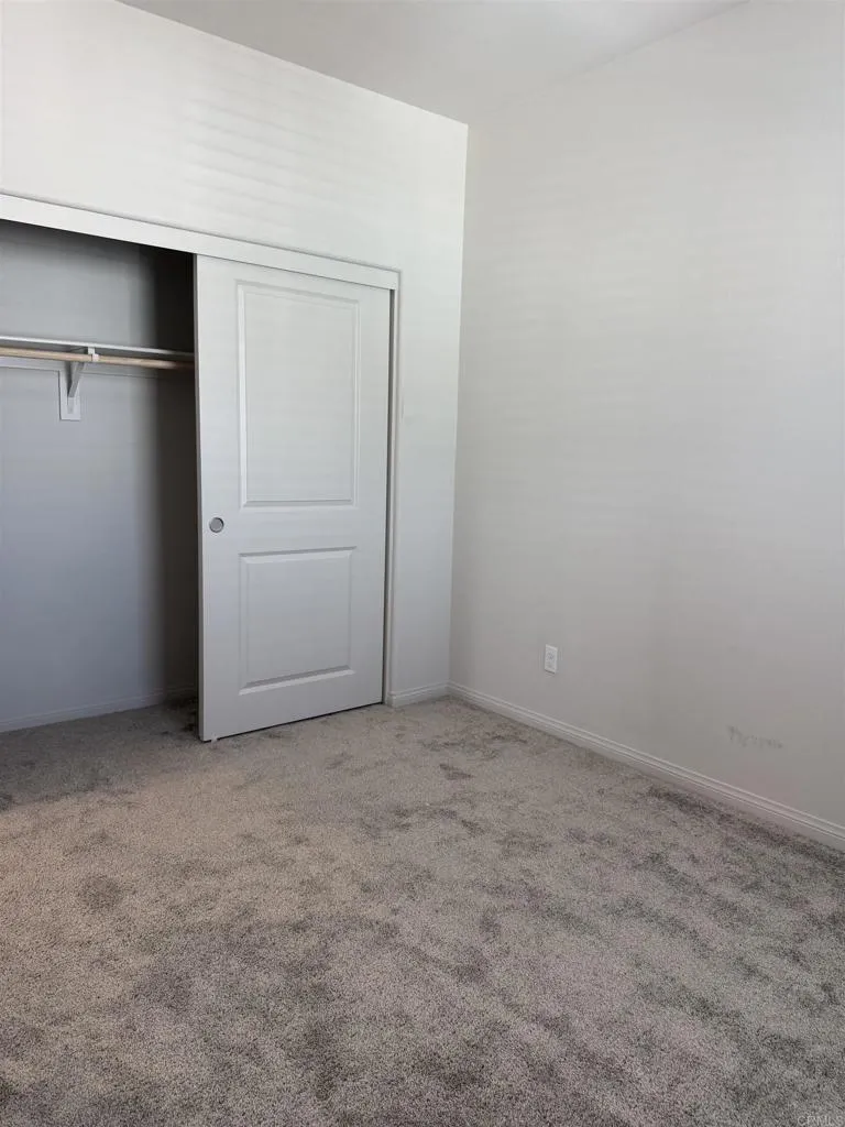 1528 Wingwood Lane Vista, CA 92083