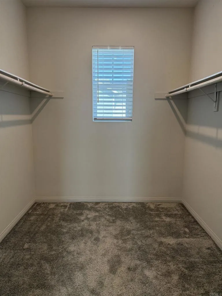1528 Wingwood Lane Vista, CA 92083
