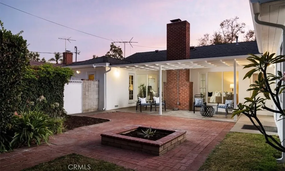 1517 Freeman Street Santa Ana, CA 92706