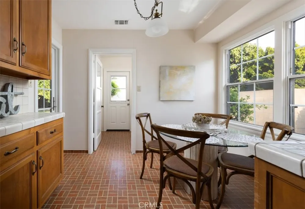 1517 Freeman Street Santa Ana, CA 92706