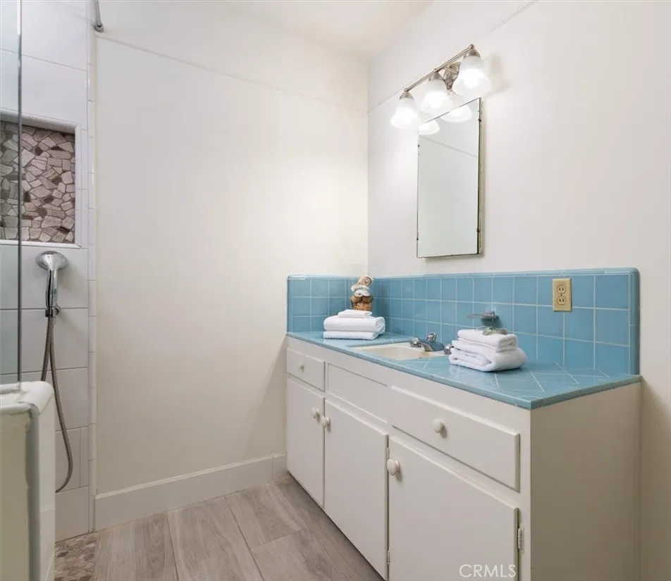 1517 Freeman Street Santa Ana, CA 92706