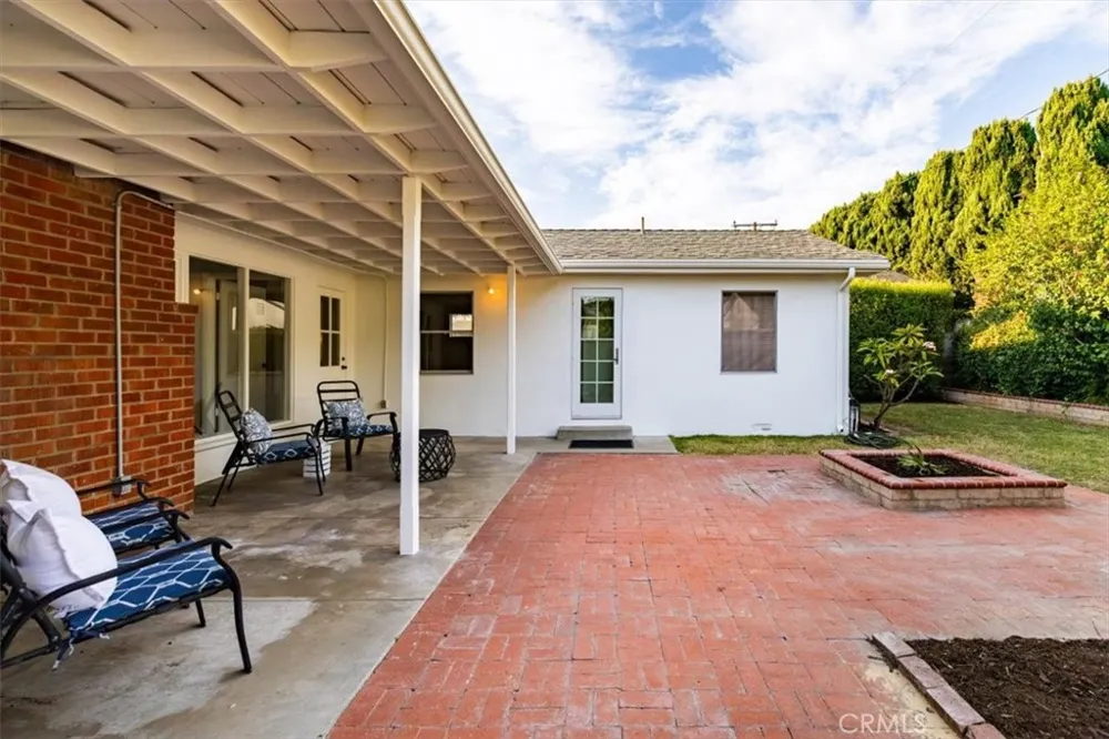 1517 Freeman Street Santa Ana, CA 92706