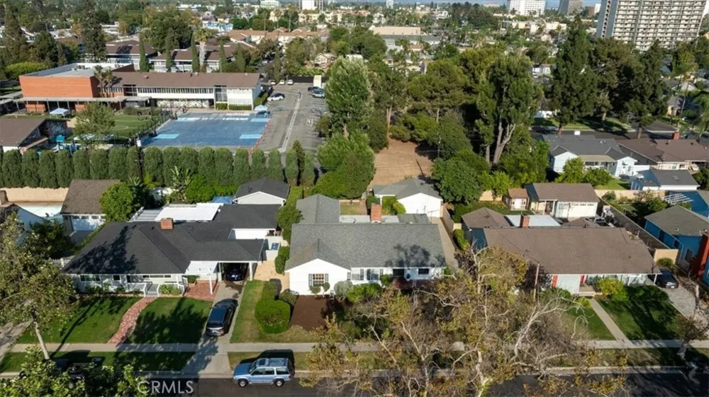 1517 Freeman Street Santa Ana, CA 92706